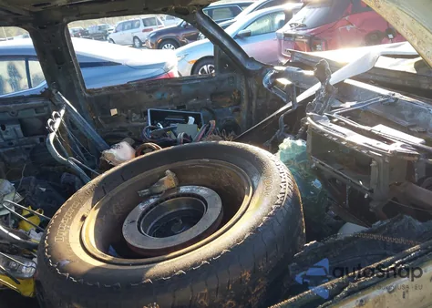 2006 GMC Yukon Slt from USA, damaged, VIN 1GKEC13T56R122922